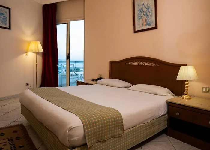 Szálloda Roma 3*